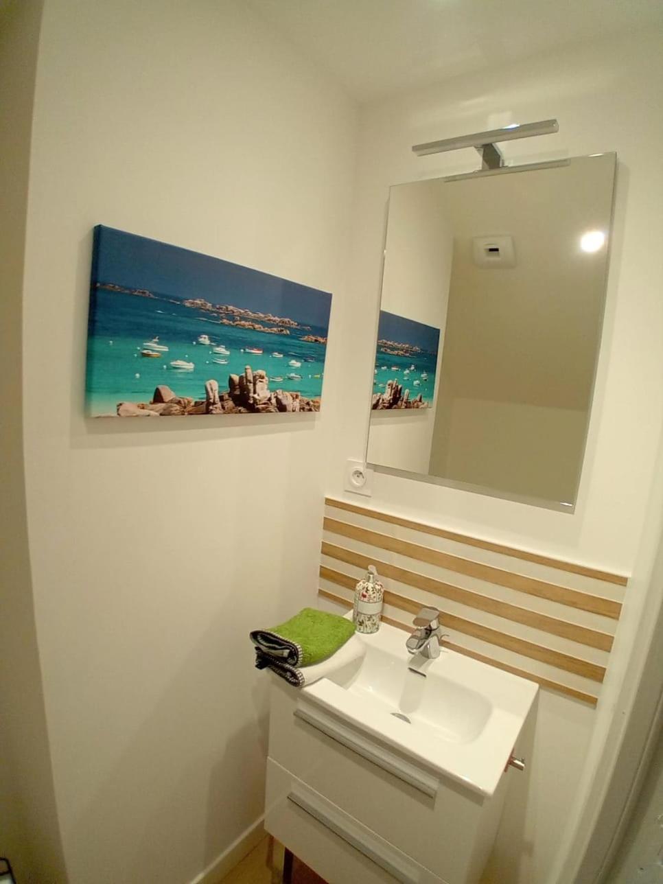 Maison Au Calme A L'interieur Du Golf De Ploemel, Entre Terre Et Mer, 2 Chambres, 10 Min Des Plages